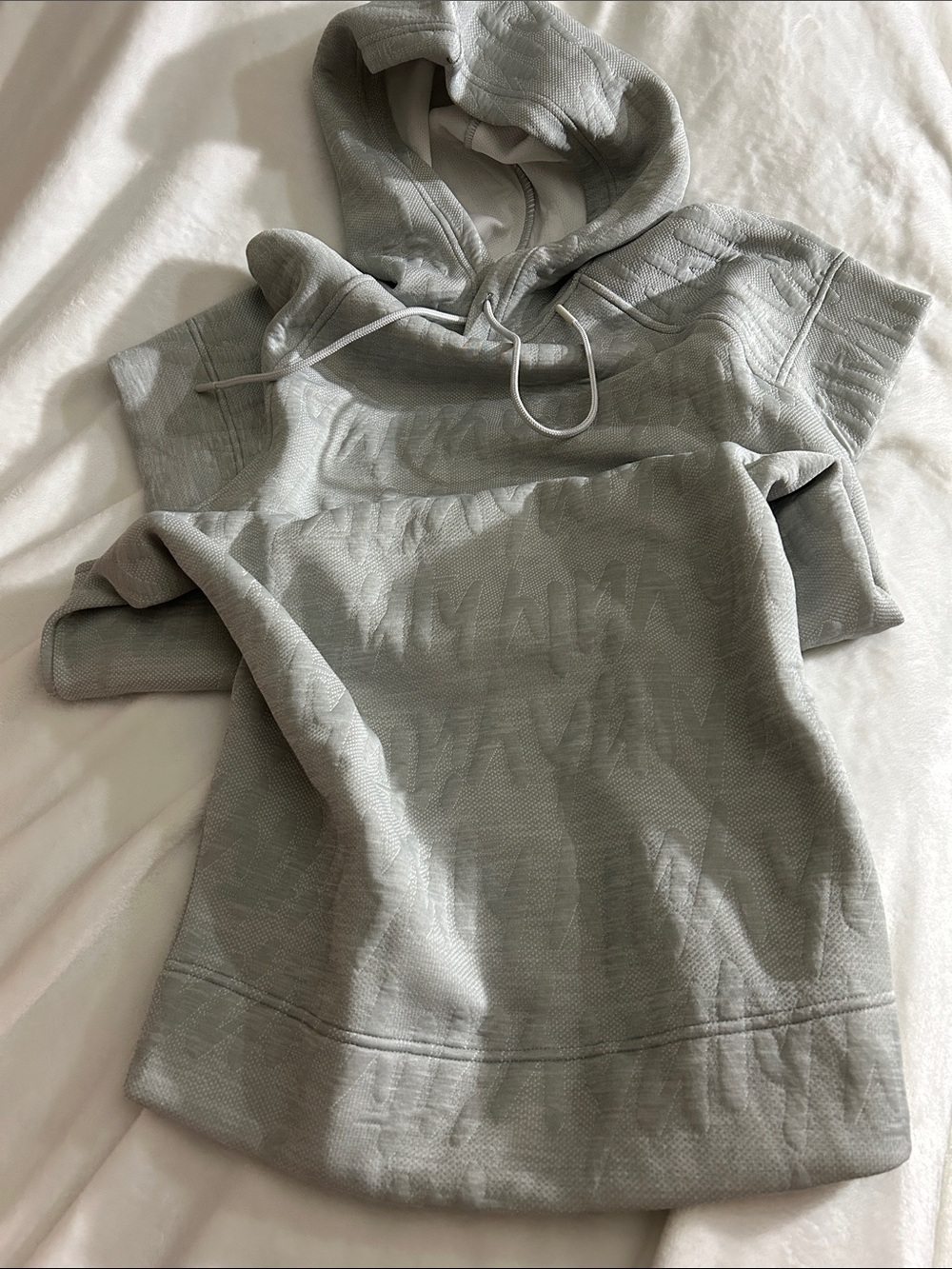 New with Tags! Size M Fabletics (YITTY) Light Gray Backless Puff Hoodie Dress